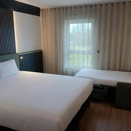 Brit Hotel Le Cottage Le Mans Sud-3